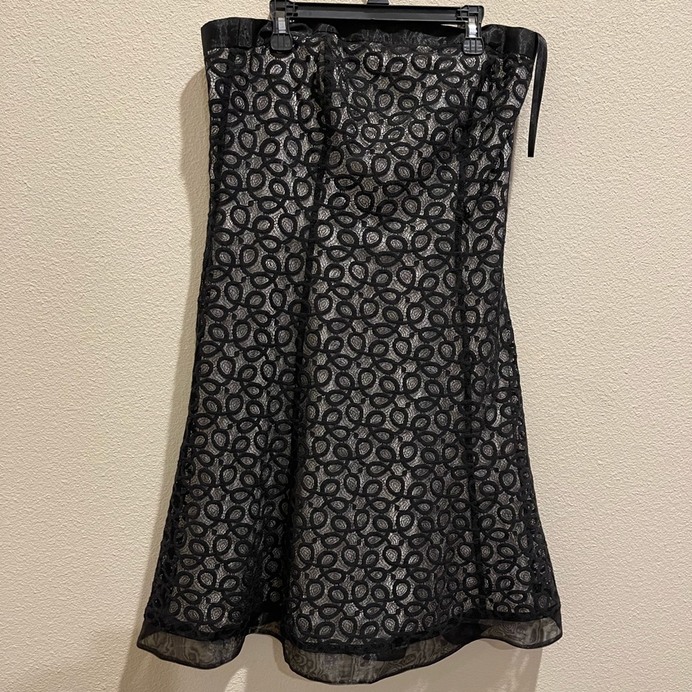 Cute mini dress size 6 strapless